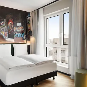 vienna-house-easy-by-wyndham-berlin-potsdamer-platz.find-berlin-hotels.com/